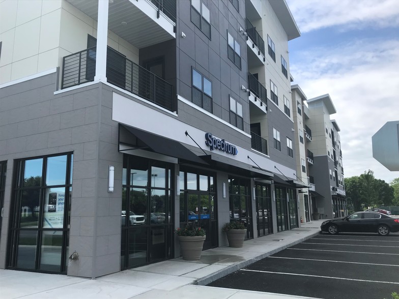 More Photos Of 15 Clifton Country Rd, Clifton Park Apartments For Lease