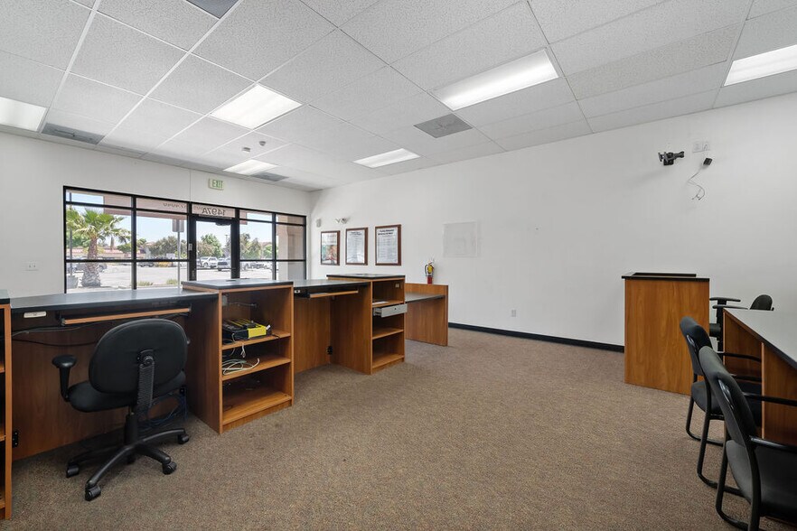 More Photos Of 1461-1475 Creston Rd, Paso Robles Unknown For Lease