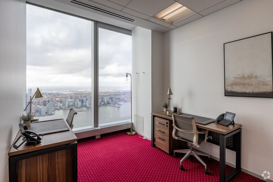 More Photos Of One World Trade Center, New York Coworking Space