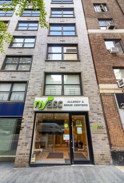 More Photos Of 225 E 57th St, New York Apartments For Lease