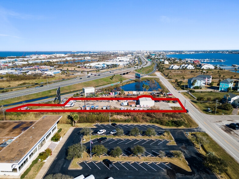More Photos Of 8428 Teichman Rd, Galveston Showroom For Sale