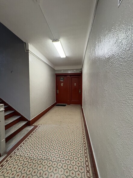 More Photos Of 550 W 180th St, New York Apartments For Sale