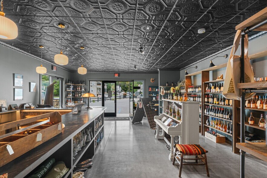 More Photos Of 734 NY-32A, Catskill Restaurant For Sale