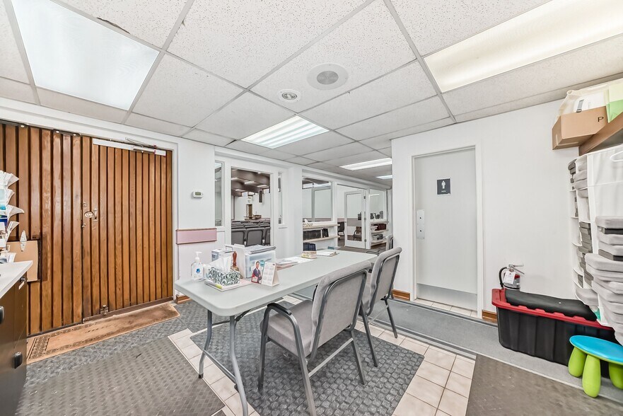 More Photos Of 12703 109 St NW, Edmonton Religious Facility For Sale