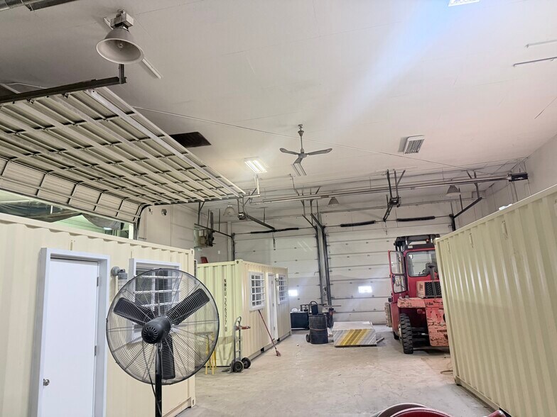 More Photos Of 118 N State Route 1, Saint Anne Warehouse For Sale