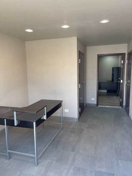 More Photos Of 740 N 9th Ave, Brighton Manufacturing For Lease