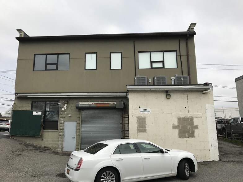 More Photos Of 1866 Seaford Ave, Wantagh Office For Sale
