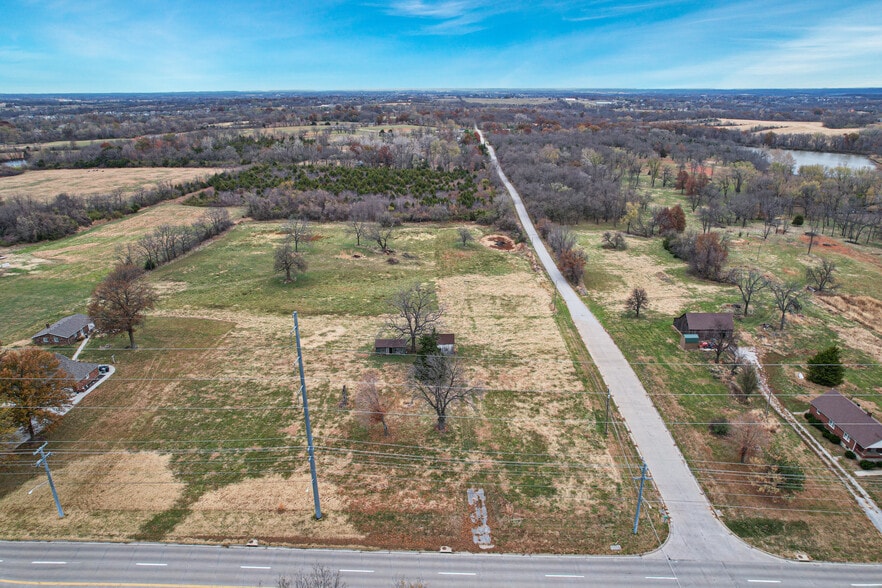 More Photos Of 11904 Parallel, Kansas City Land For Sale