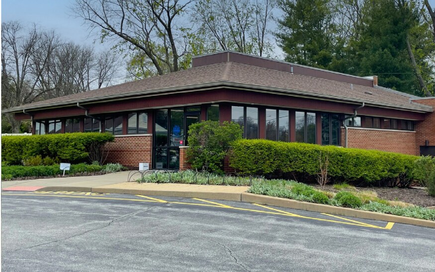 More Photos Of 210 Clarkson Rd, Ballwin Medical For Lease