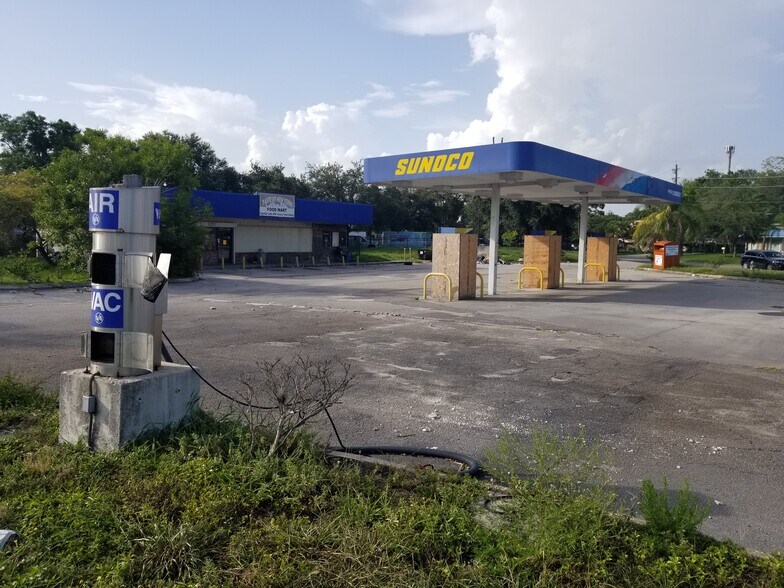 More Photos Of 6201 Edgewater Dr, Orlando Convenience Store For Sale