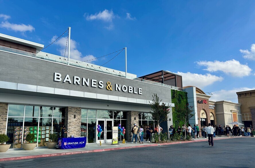 More Photos Of 1601-1641 E Imperial Hwy, Brea Unknown For Lease
