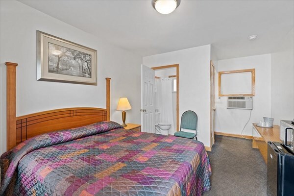 More Photos Of 3107 W Lake Rd, Erie Hotel For Sale