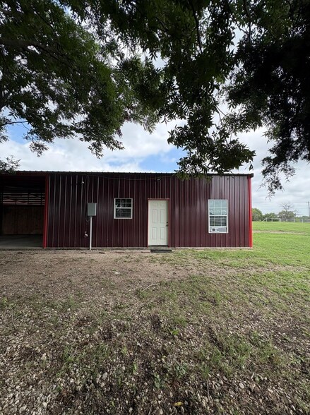 More Photos Of TBD Palmyra Road, Palmer Land For Sale