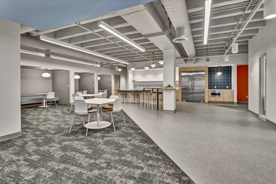 More Photos Of 717 W St Germain St, Saint Cloud Office For Sale