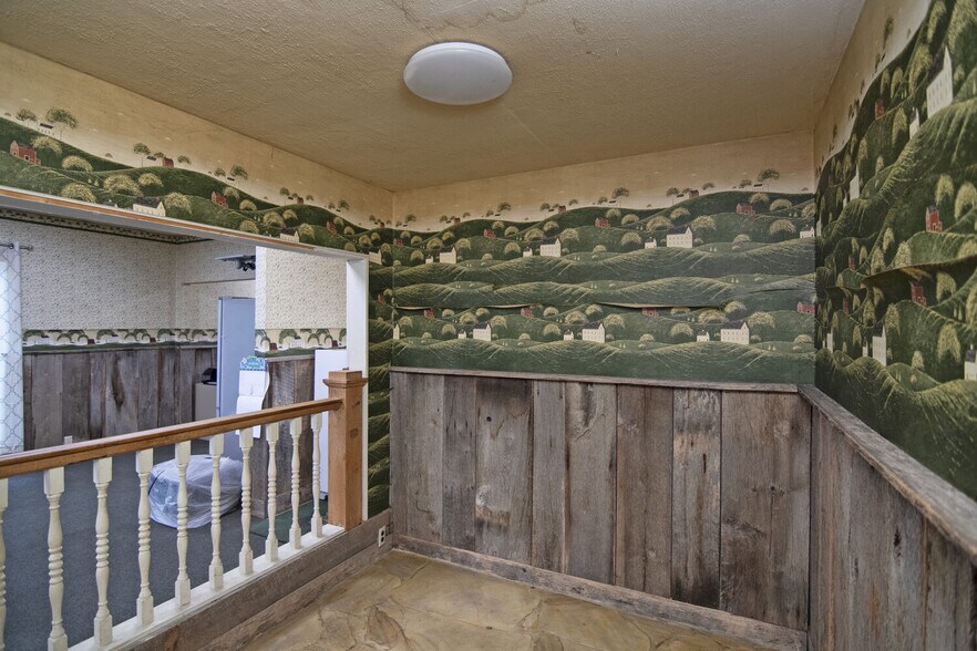 More Photos Of 1931 Alta Dr, Alderson General Retail For Sale