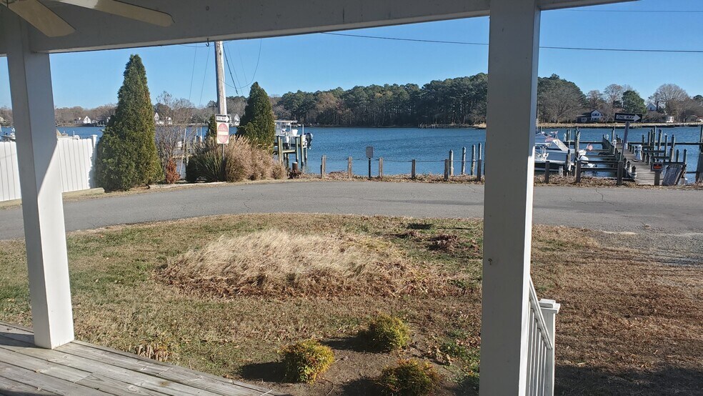 More Photos Of 3944 Oyster House Rd, Broomes Island General Retail For Sale