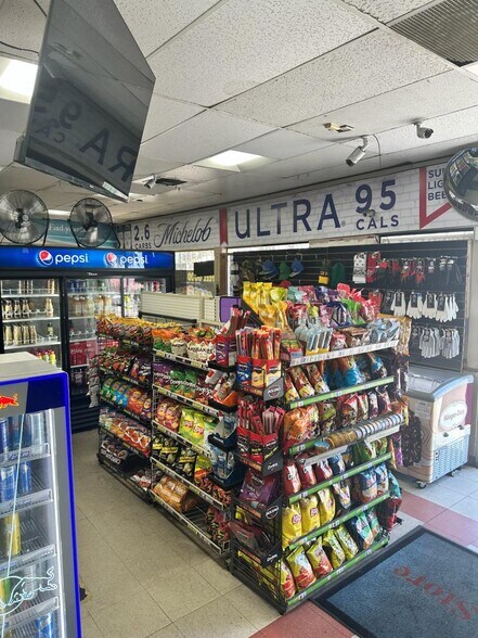 More Photos Of 284 W Olive Ave, Porterville Convenience Store For Sale