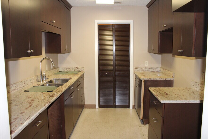 More Photos Of 1324-1325 Highway 195, Jasper Assisted Living For Sale