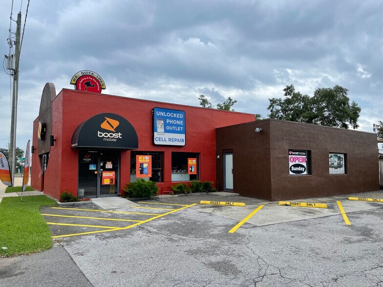 More Photos Of 11923 E Dr Martin Luther King Jr Blvd, Seffner Freestanding For Lease