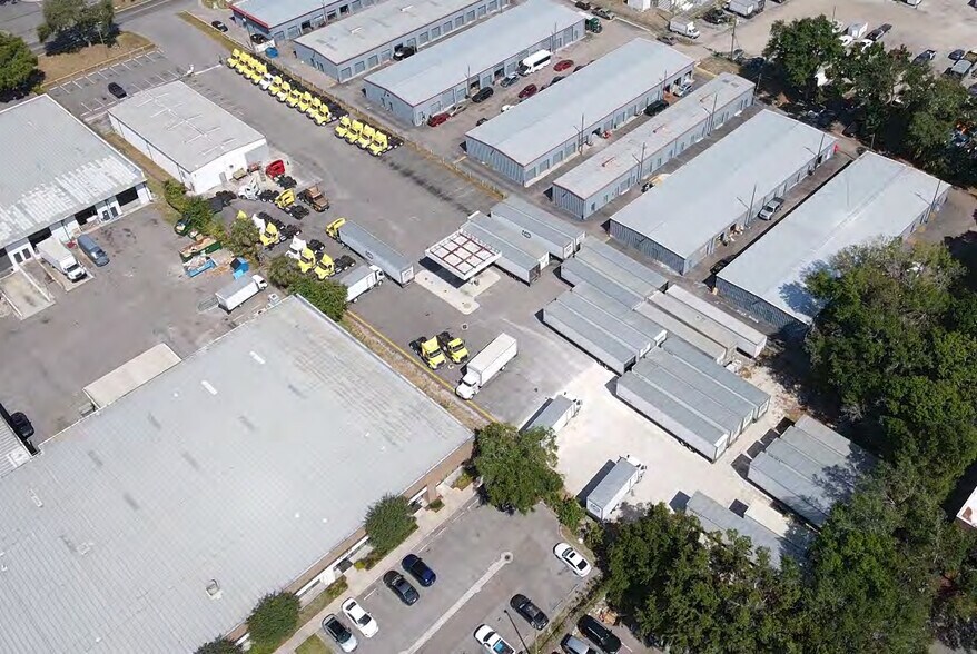 More Photos Of 6713 Benjamin Rd, Tampa Warehouse For Lease