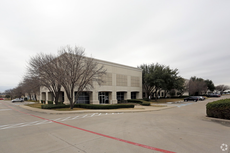 Primary Photo Of 4700-4708 Mercantile Dr, Fort Worth Warehouse For Lease