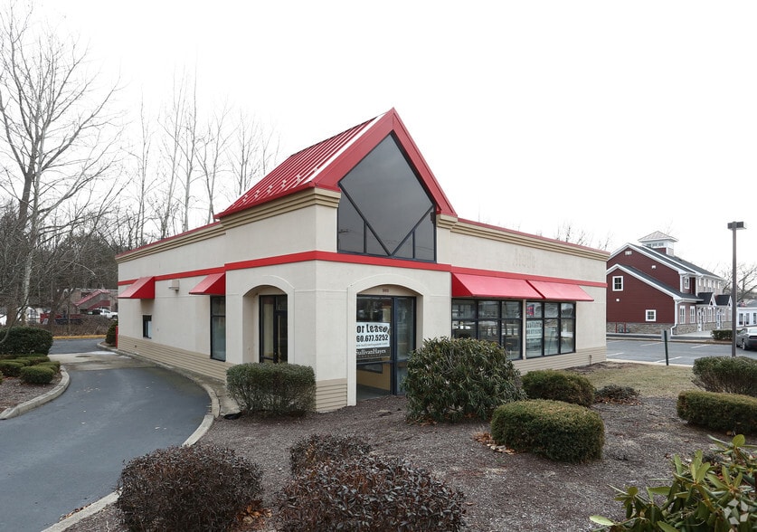 Primary Photo Of 980 S Main St, Cheshire Fast Food For Lease