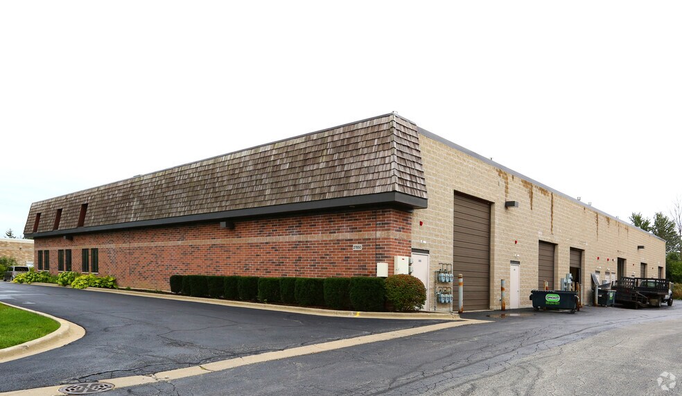 More Photos Of 27850 N Irma Lee Cir, Lake Forest Warehouse For Sale