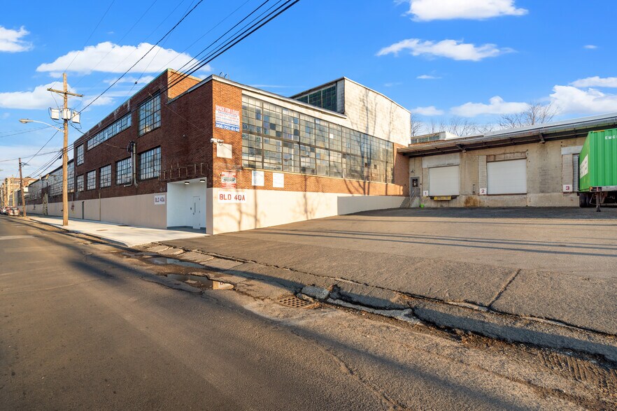 More Photos Of 1309-1645 W Front St, Plainfield Manufacturing For Lease