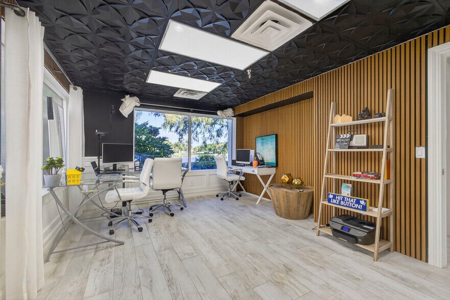 More Photos Of 685 Royal Palm Beach Blvd, Royal Palm Beach Medical For Sale