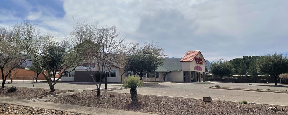 Primary Photo Of 798 S Highway 92, Sierra Vista Restaurant For Lease