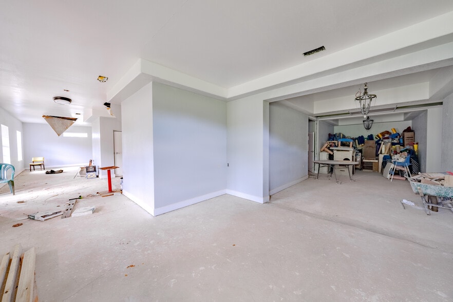 More Photos Of 18520 Blue Star Hwy, Quincy Congregate Senior Housing For Sale