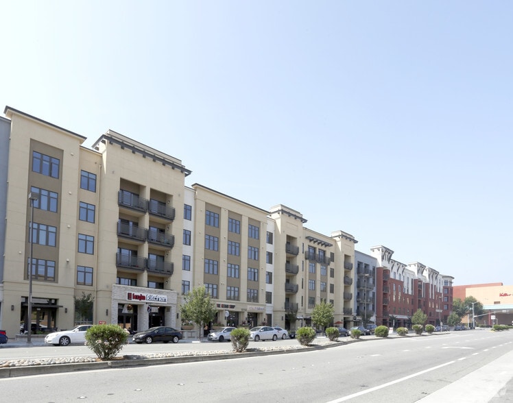 More Photos Of 19600-19700 Vallco Pky, Cupertino Apartments For Lease