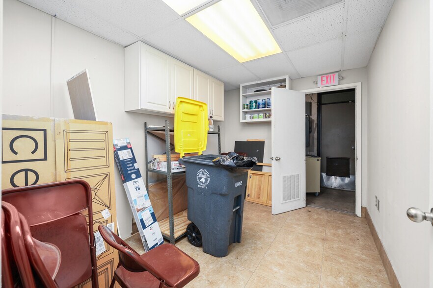 More Photos Of 2054 Park St, Jacksonville Medical For Lease