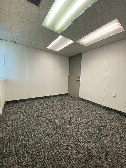 More Photos Of 7420 Unity Ave, Brooklyn Park Office For Sale