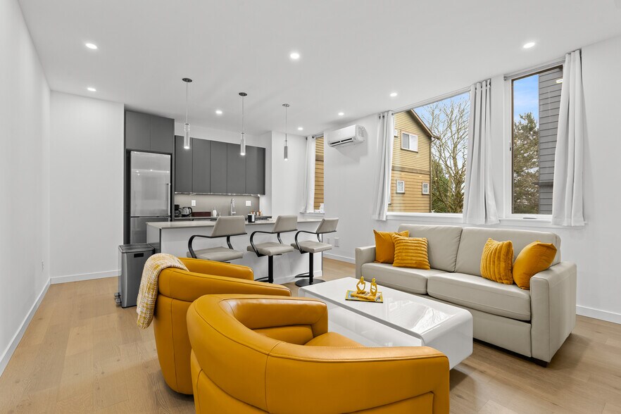 More Photos Of 2009 S Norman St, Seattle Multifamily For Sale