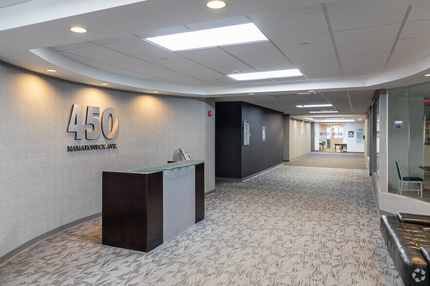 More Photos Of 450 Mamaroneck Ave, Harrison Office For Lease