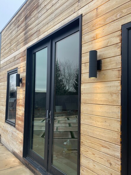 More Photos Of 7931 Valley Falls Rd, Spartanburg Loft Creative Space For Lease