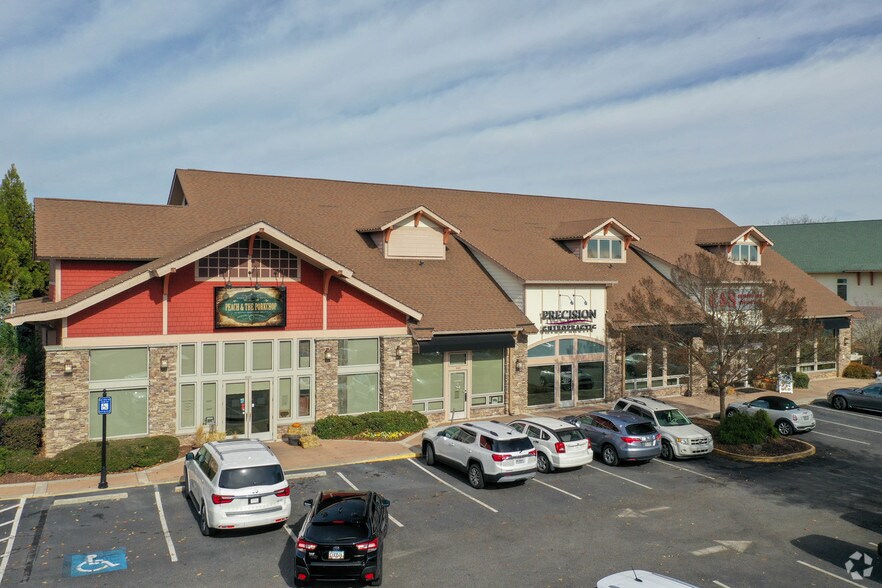 More Photos Of 12060 Etris Rd, Roswell Unknown For Lease