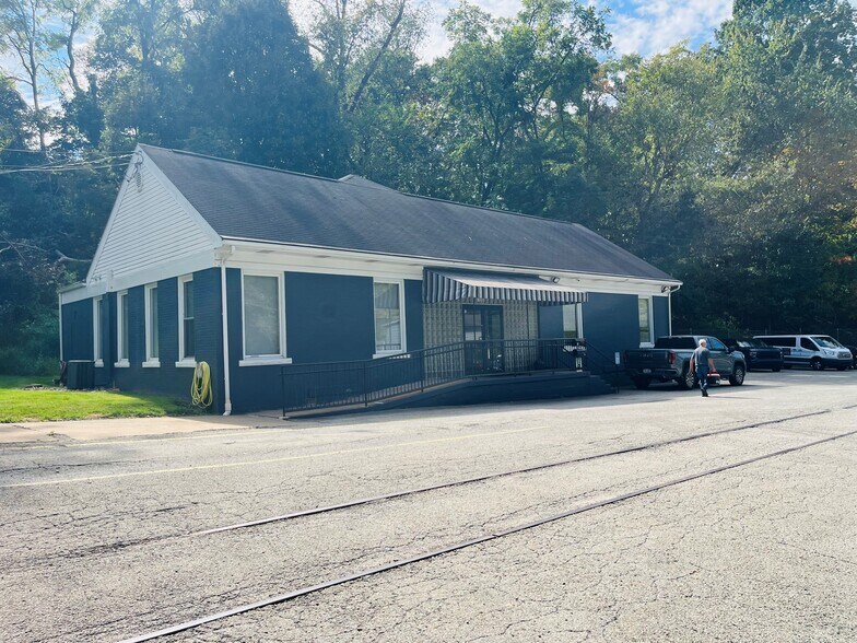 More Photos Of 12 Plum St, Verona Industrial For Sale