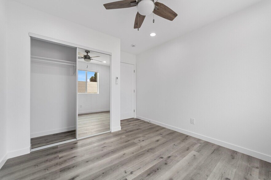 More Photos Of 2956 Ulric St, San Diego Apartments For Sale