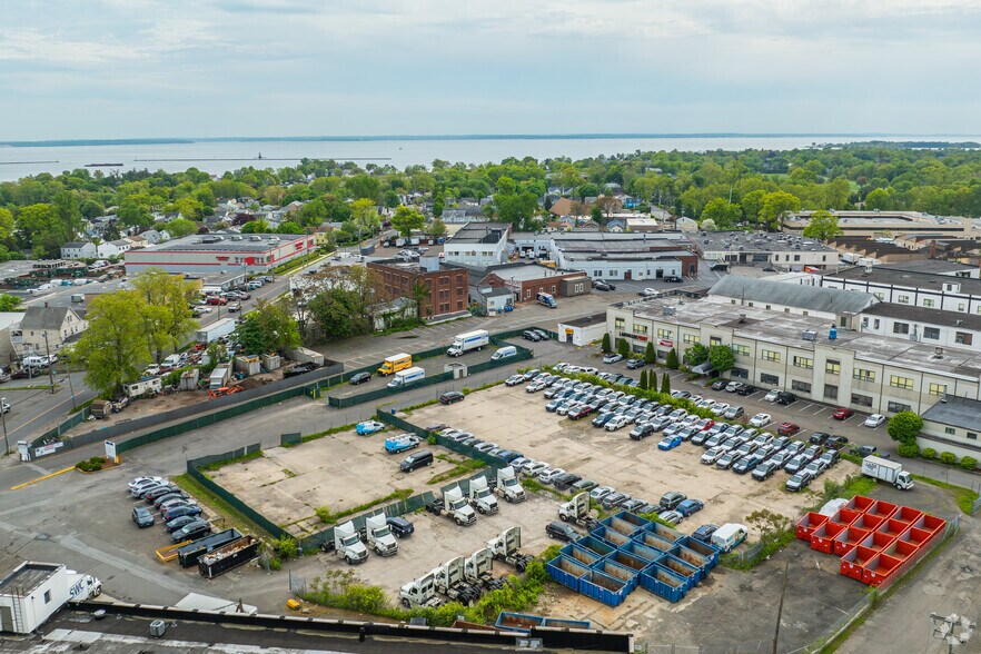 More Photos Of 375 Fairfield Ave, Stamford Manufacturing For Lease