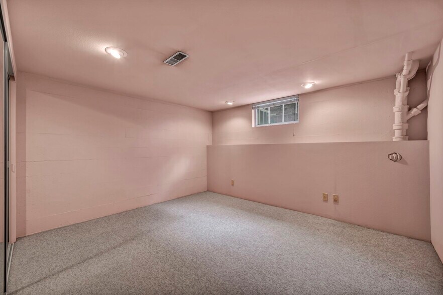 More Photos Of 588 Saint Lawrence Ave, Reno Multifamily For Sale