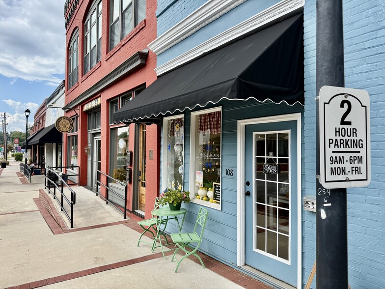 More Photos Of 108 N Jefferson Ave, Eatonton Storefront Retail Office For Sale