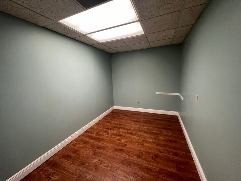 More Photos Of 13801 Bruce B Downs Blvd, Tampa Medical For Sale