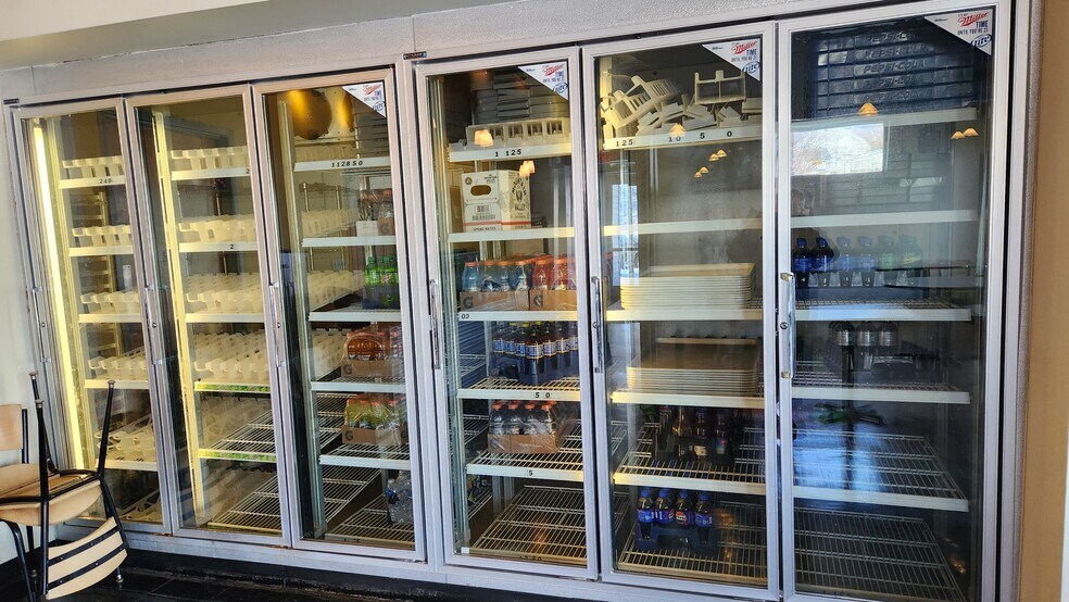 More Photos Of 1017 Highland Ave, Greensburg Restaurant For Sale