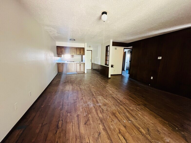 More Photos Of 2256 Donna Dr, Norman Multifamily For Sale