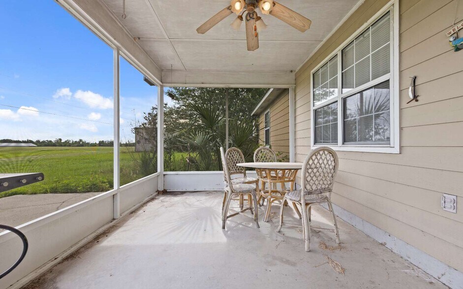 More Photos Of 1083 SW County Road 351, Mayo Land For Sale