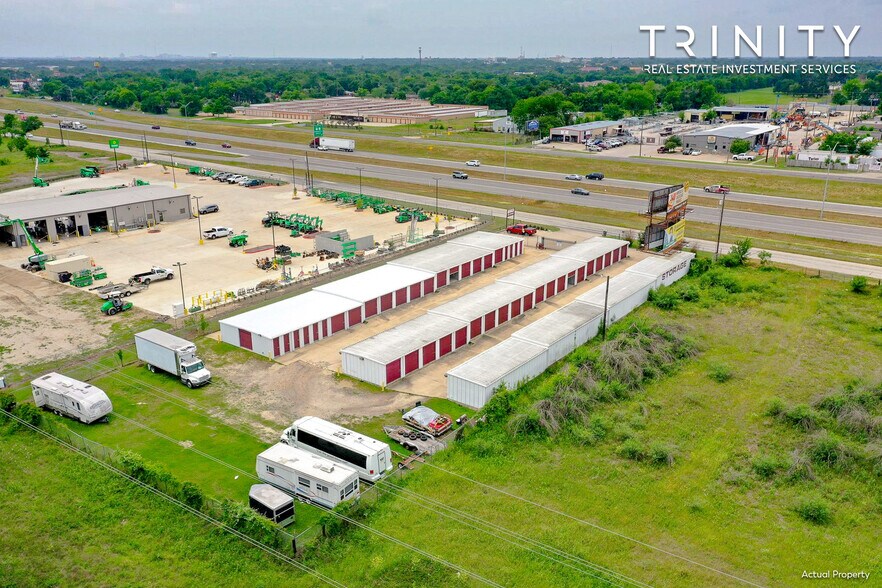 More Photos Of 1742 N Earl Rudder Fwy, Bryan Self Storage For Sale