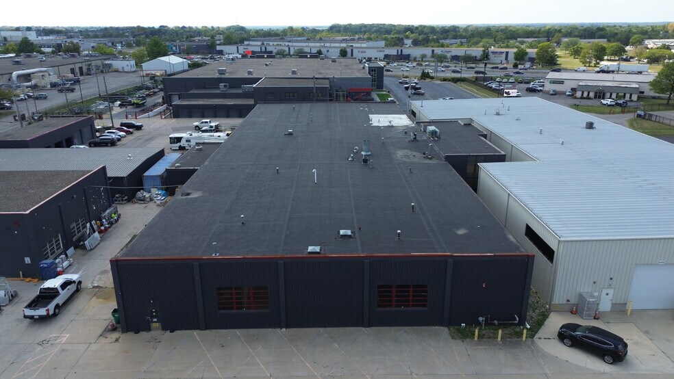 More Photos Of 7601 E 88th Pl, Indianapolis Manufacturing For Lease
