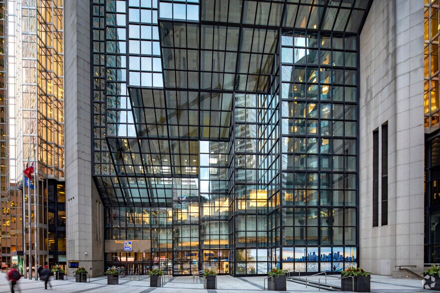 More Photos Of 200 Bay St, Toronto Office For Lease